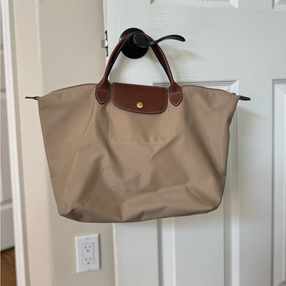 Longchamp Handbags - Longchamp Le Pliage Tote Bag Purse Original Tan